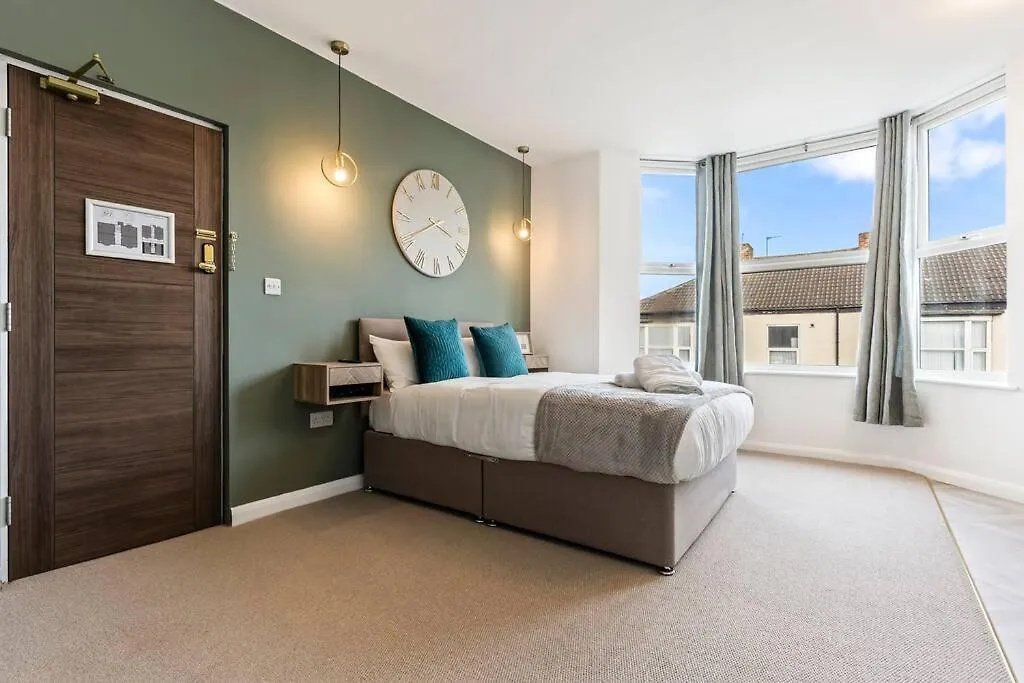 Seaside Pano Apartment #7 With Seaview At Bowles Aparthotel By Yoko Property Redcar