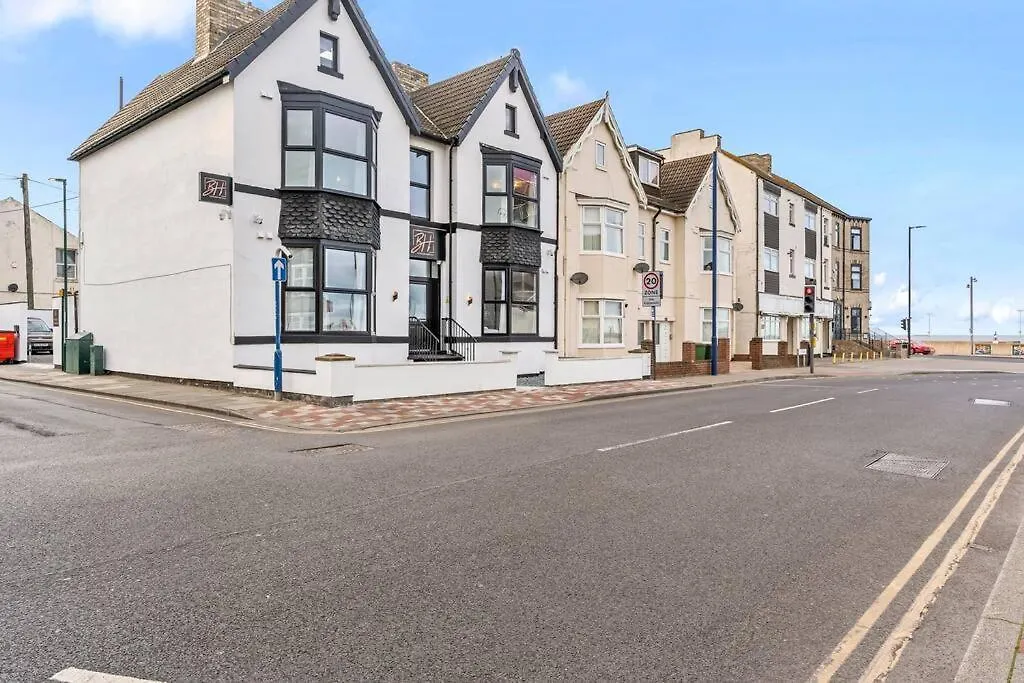 Seaside Pano Apartment #7 With Seaview At Bowles Aparthotel By Yoko Property Redcar United Kingdom